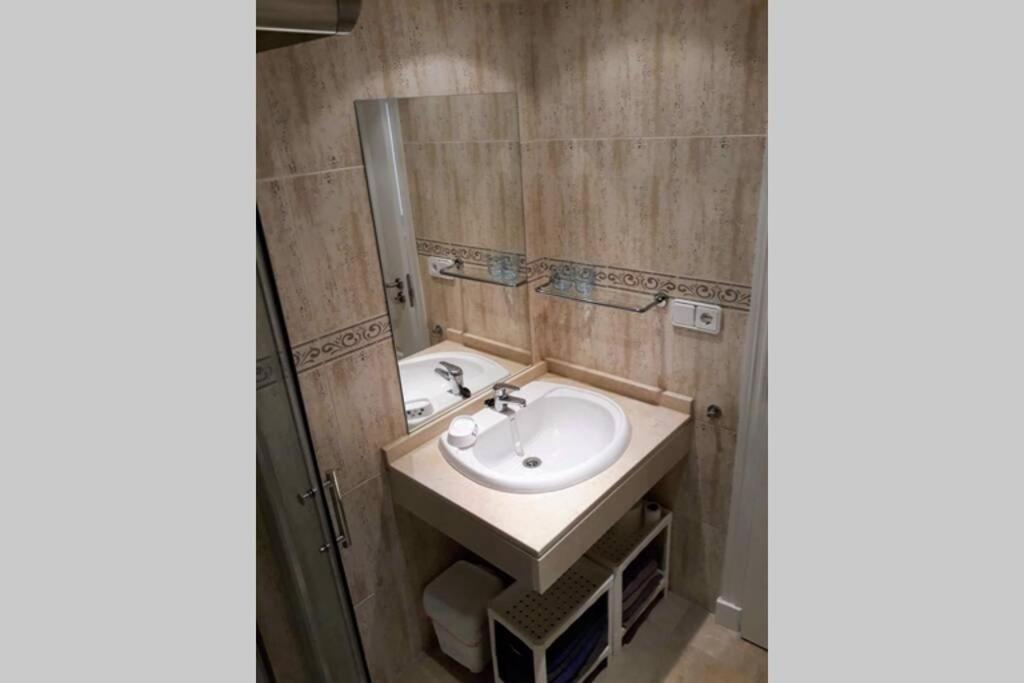 Beautiful Apartment In Duquesa Suites And Gardens Castillo de Sabinillas Exterior foto
