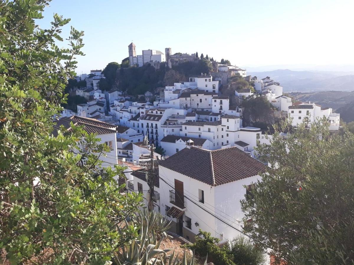 Beautiful Apartment In Duquesa Suites And Gardens Castillo de Sabinillas Exterior foto
