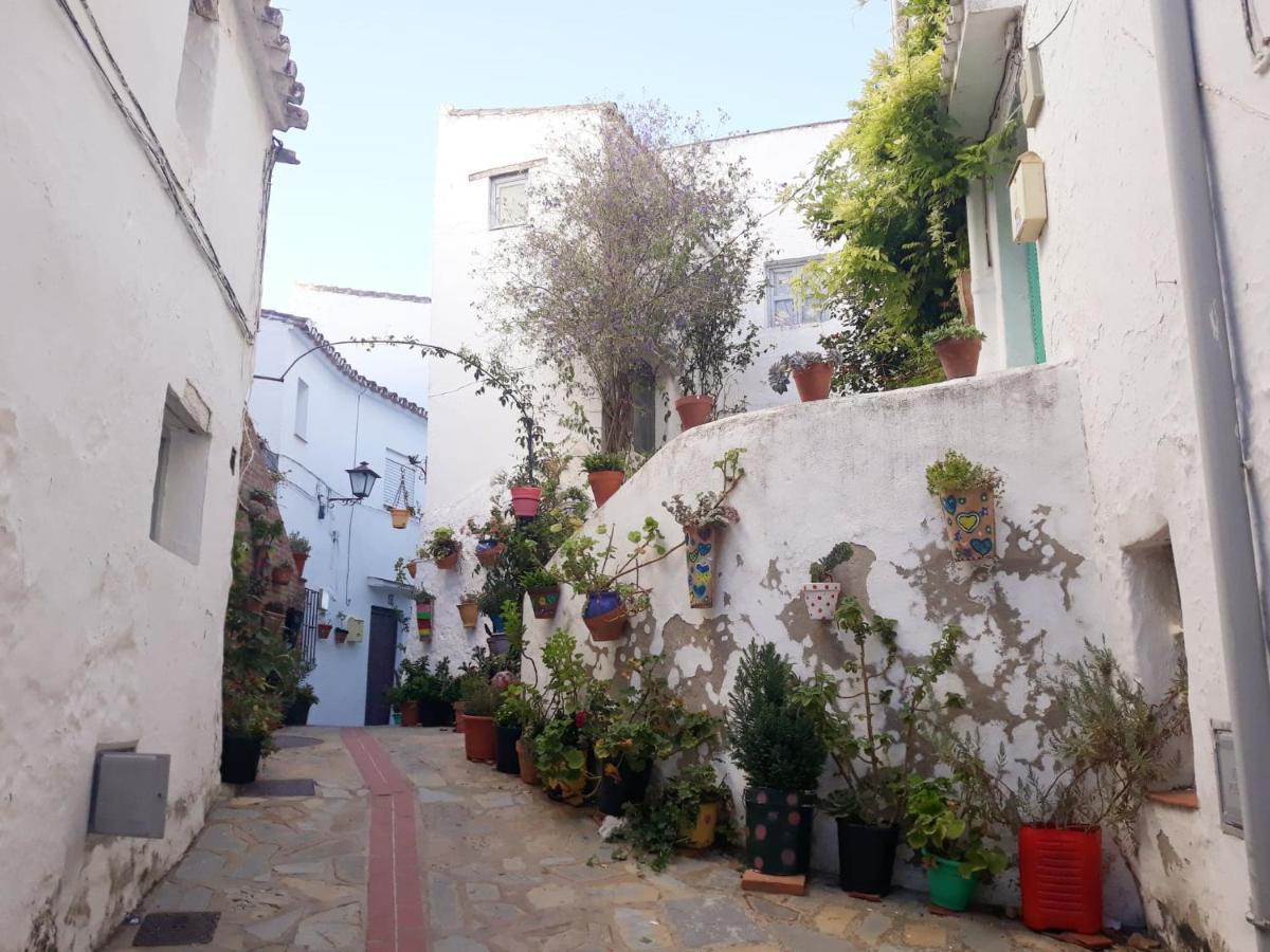 Beautiful Apartment In Duquesa Suites And Gardens Castillo de Sabinillas Exterior foto